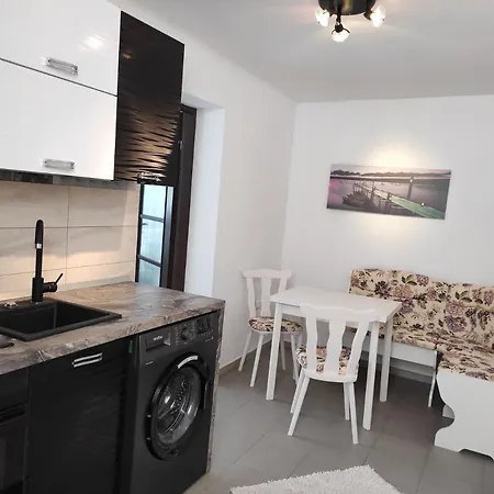 Apartment Garsoniera Cocheta Zona Coresi Mall Brasov
